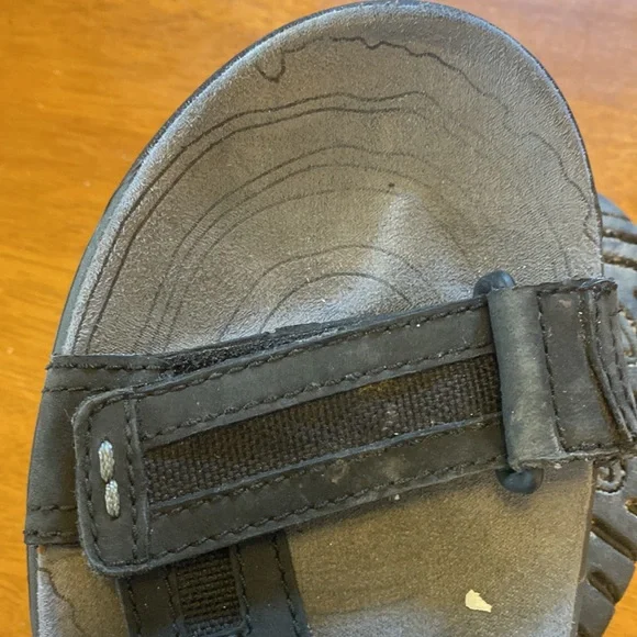 Merrell Mens Black Sandals 7 GUC - Picture 11 of 12